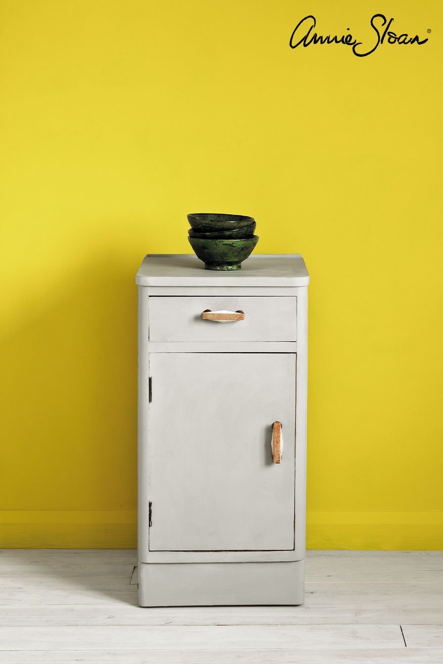 paris-grey-side-table_-dulcet-in-old-white_-wall-paint-in-english-yellow_-72dpi-image-1.jpg