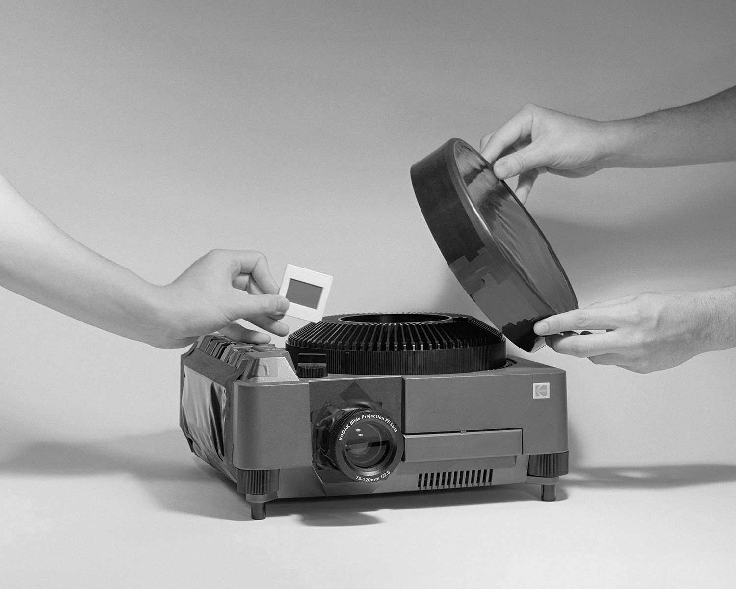 Adaptation of a Slide Projector into a Camera