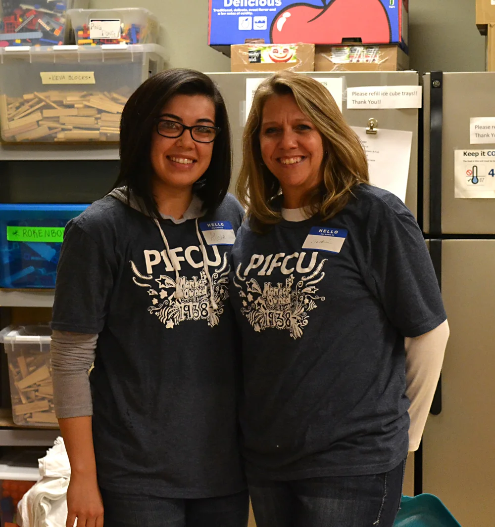P1FCU sent a group of volunteers.