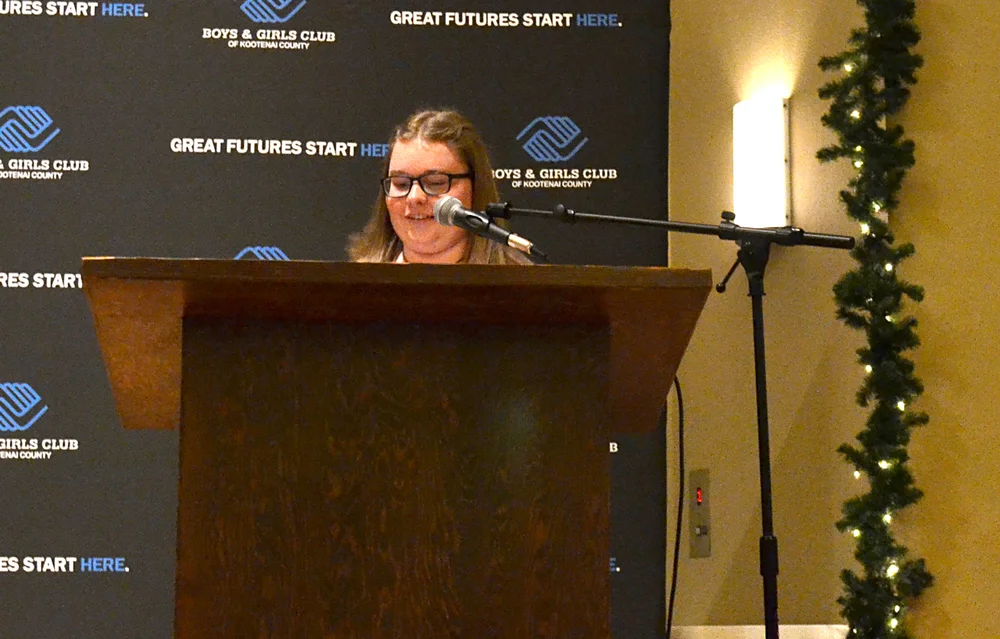 Alicia gives a speech.