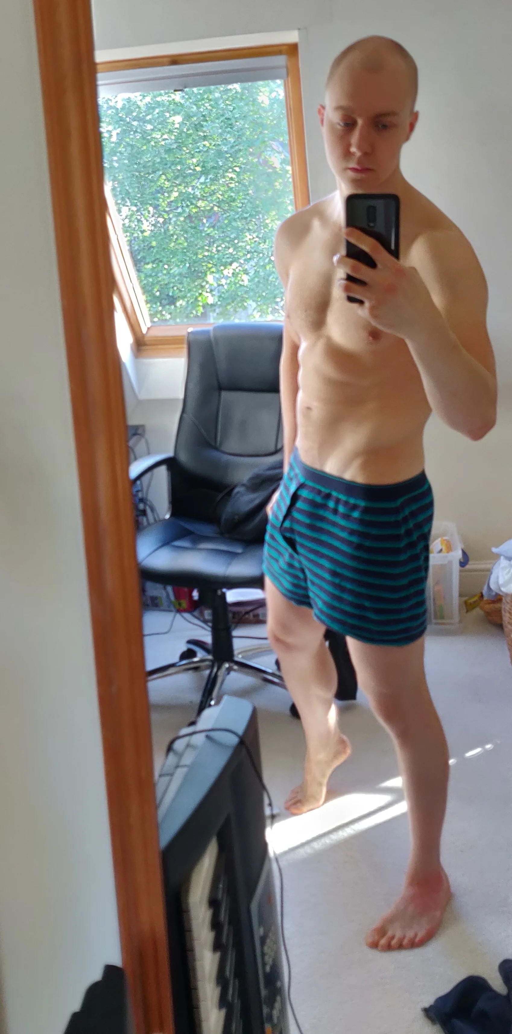 June 2019, 80kg again. This was taken about a week before my blood tests showed I had extremely low testosterone. So… this isn’t even my final form.