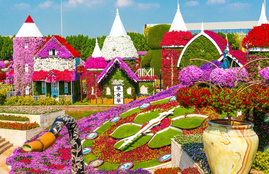 Dubai-Miracle-Garden-UAE_1.jpg