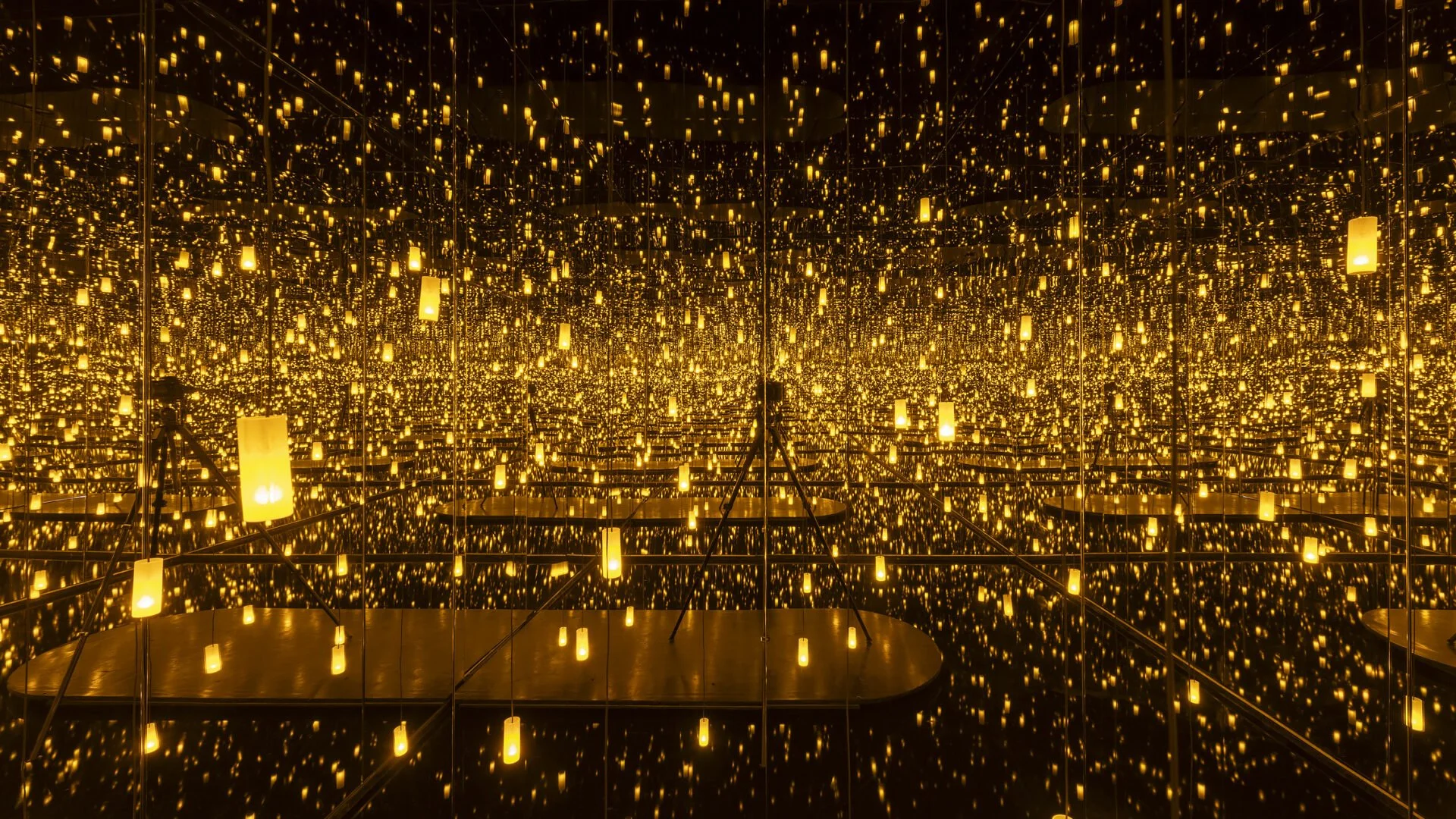 Yayoi-Kusama_Aftermath-of-Obliteration-of-Eternity_2009_Credito_Daniel-Mansur-1-1920x1080.jpg