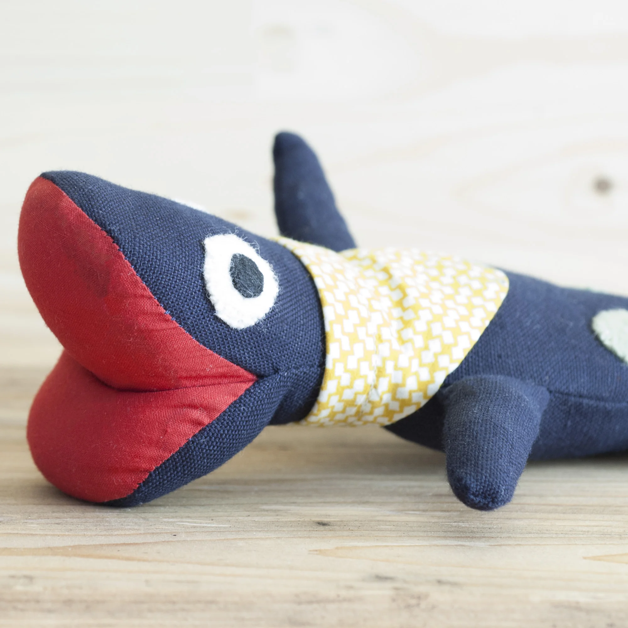 Linen Salamander - Handmade/Fair Trade