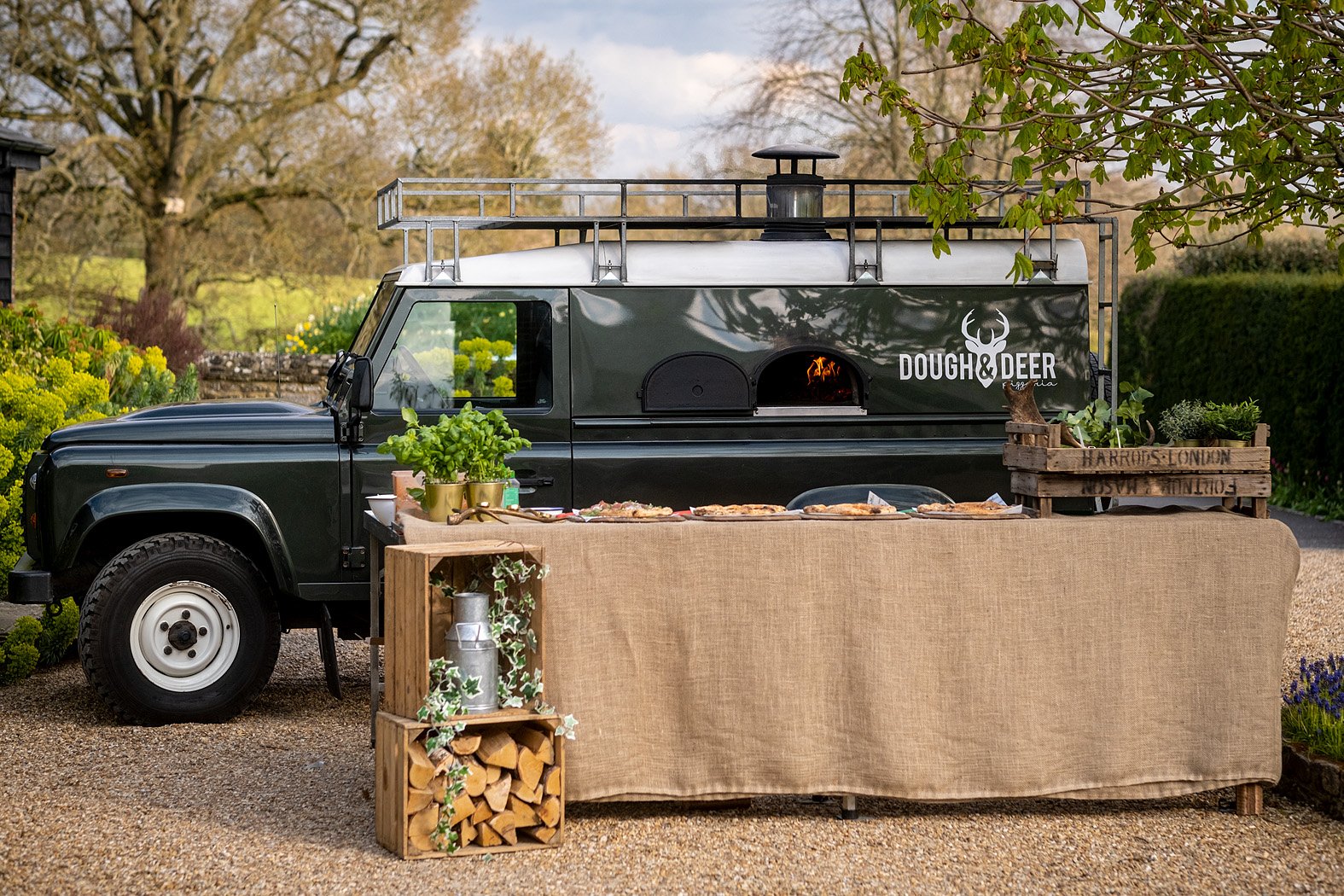 Mobile Pizza Oven Dough&Deer Mobile Pizza Van Hire