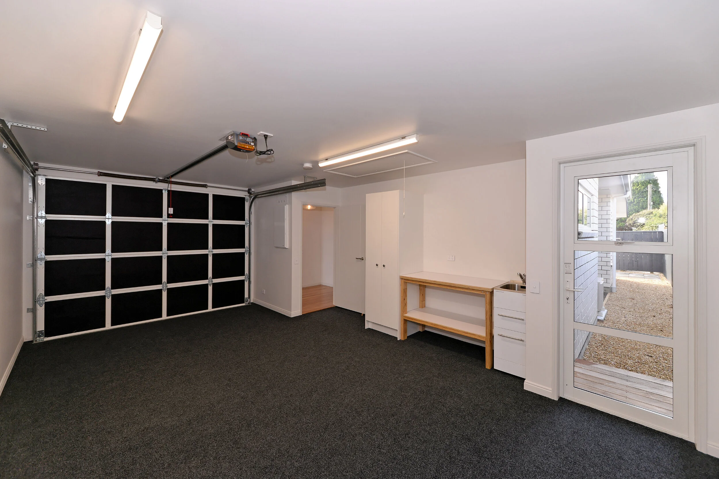 1020- 253 Nayland Rd.jpg