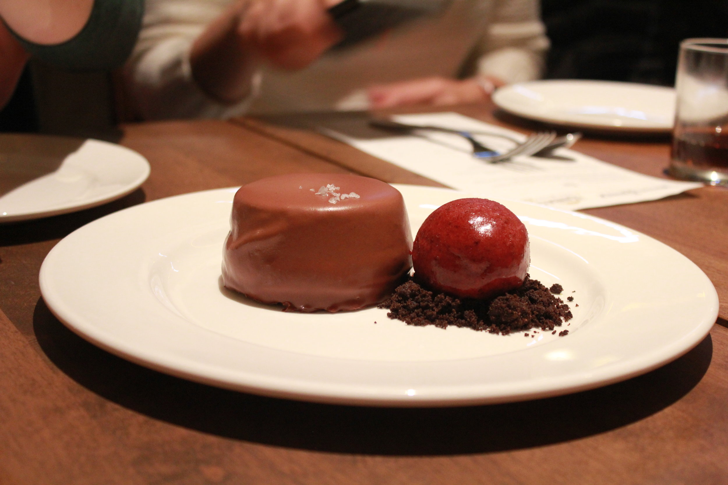 TANNER CREEK TAVERN, MODERN PUB FARE IN THE PEARL