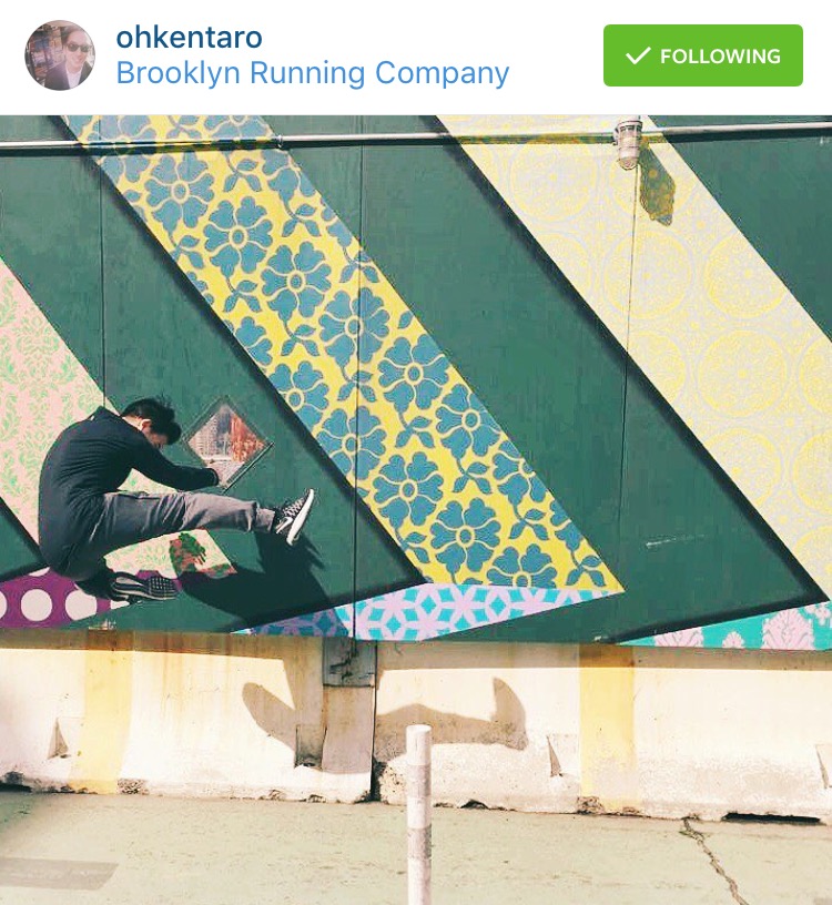 @ohkentaro kicking it Brooklyn style in the street art run.