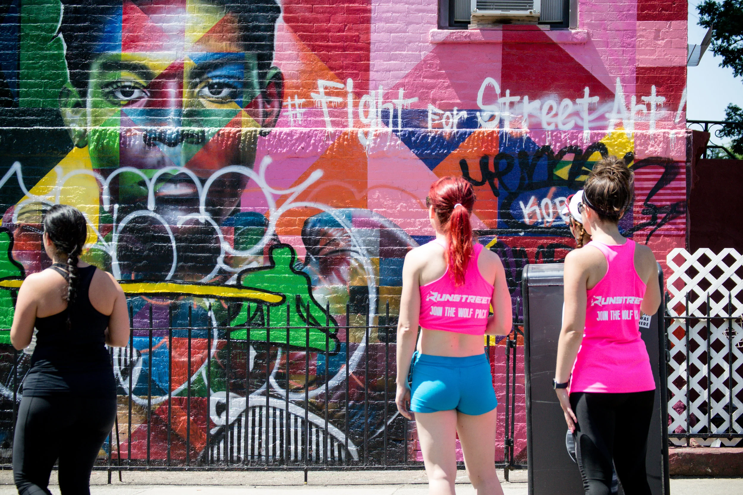 Runstreet Brooklyn Art Run photo by Filles + Garcons . Mural by Eduardo Kobra .