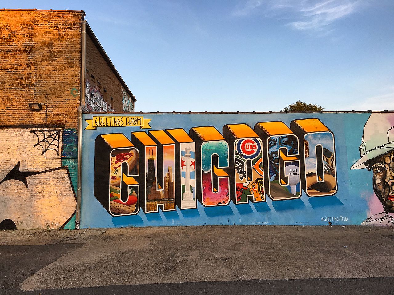 Chicago street art by Amuse .