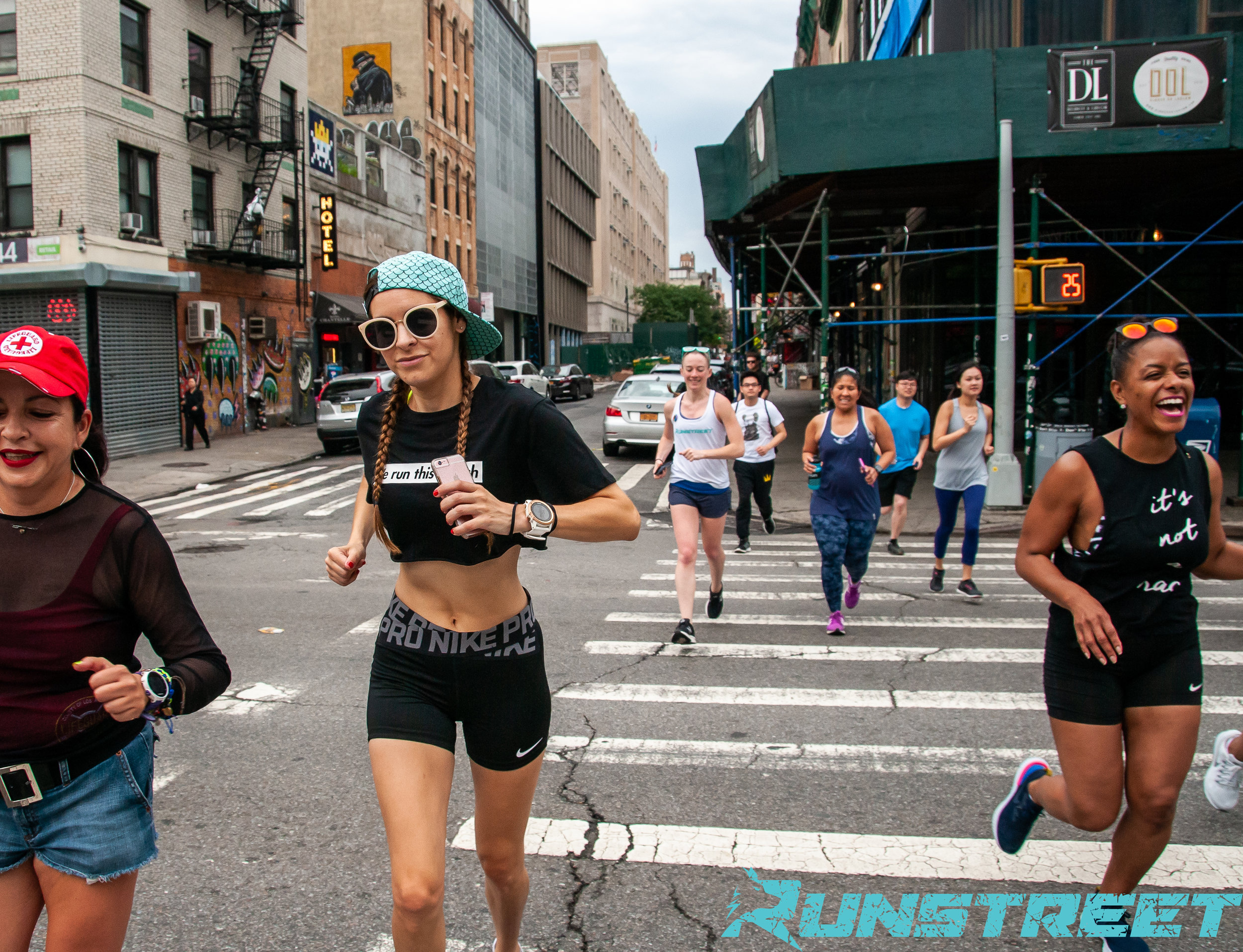 runstreet beach pop-up-art run-9369 2.JPG