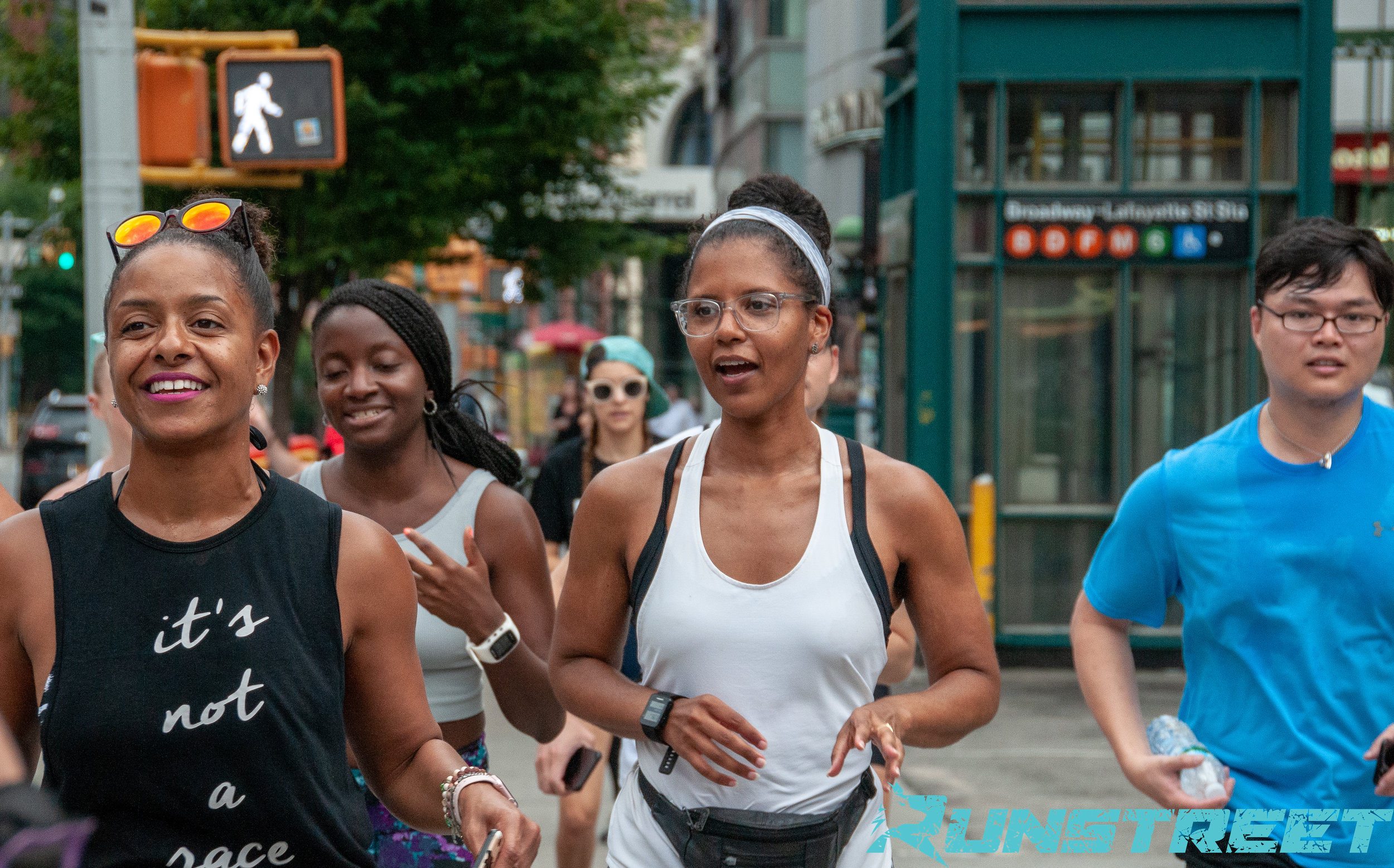 runstreet beach pop-up-art run-9515 2.JPG