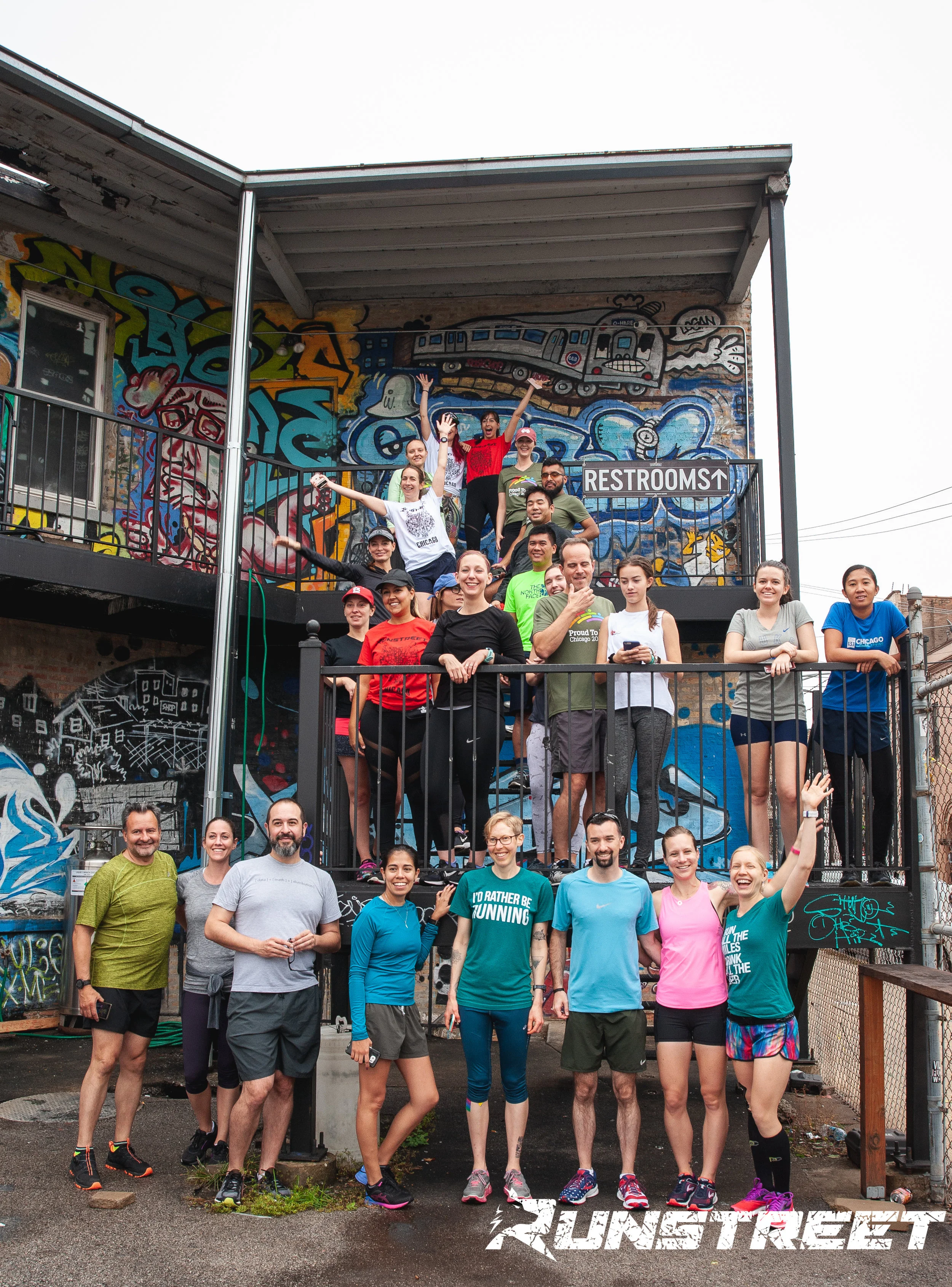 Chicago Shakeout Art Run sponsored by Clif Bar and Custom Performance.