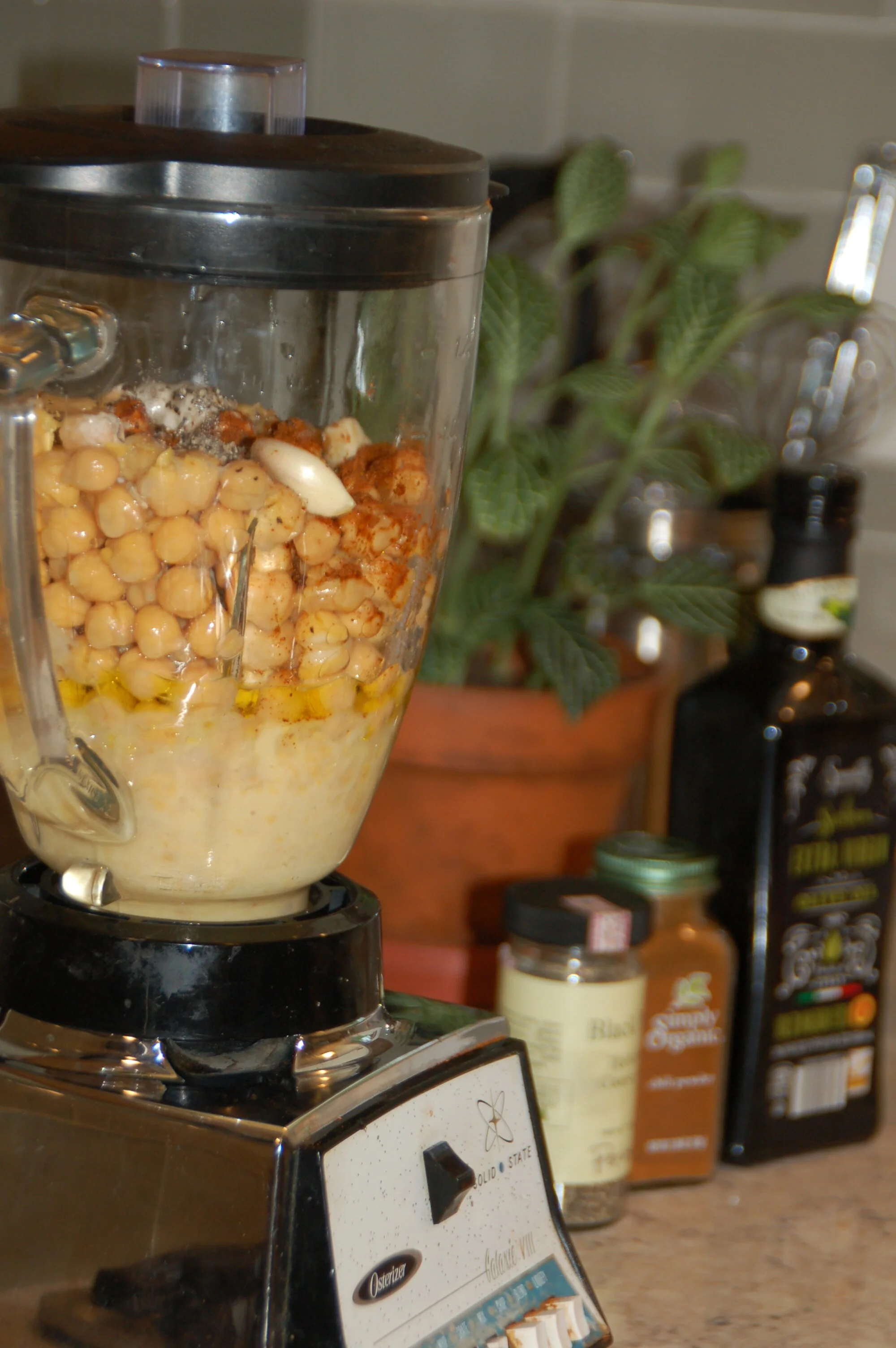 Easy Hummus Recipe — Runstreet