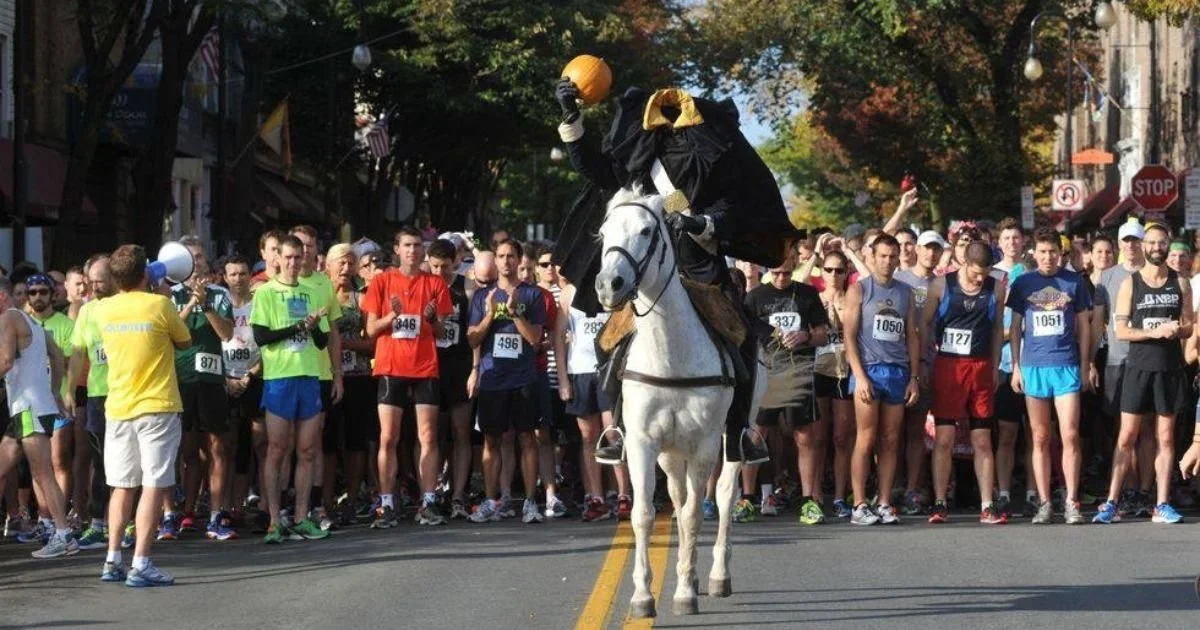 haunted runs Sleepy Hollow 10K race with headless horseman and runners