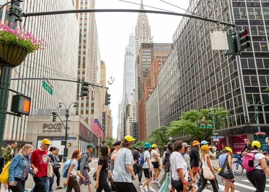 urban hiking in nyc by the Empire State Building