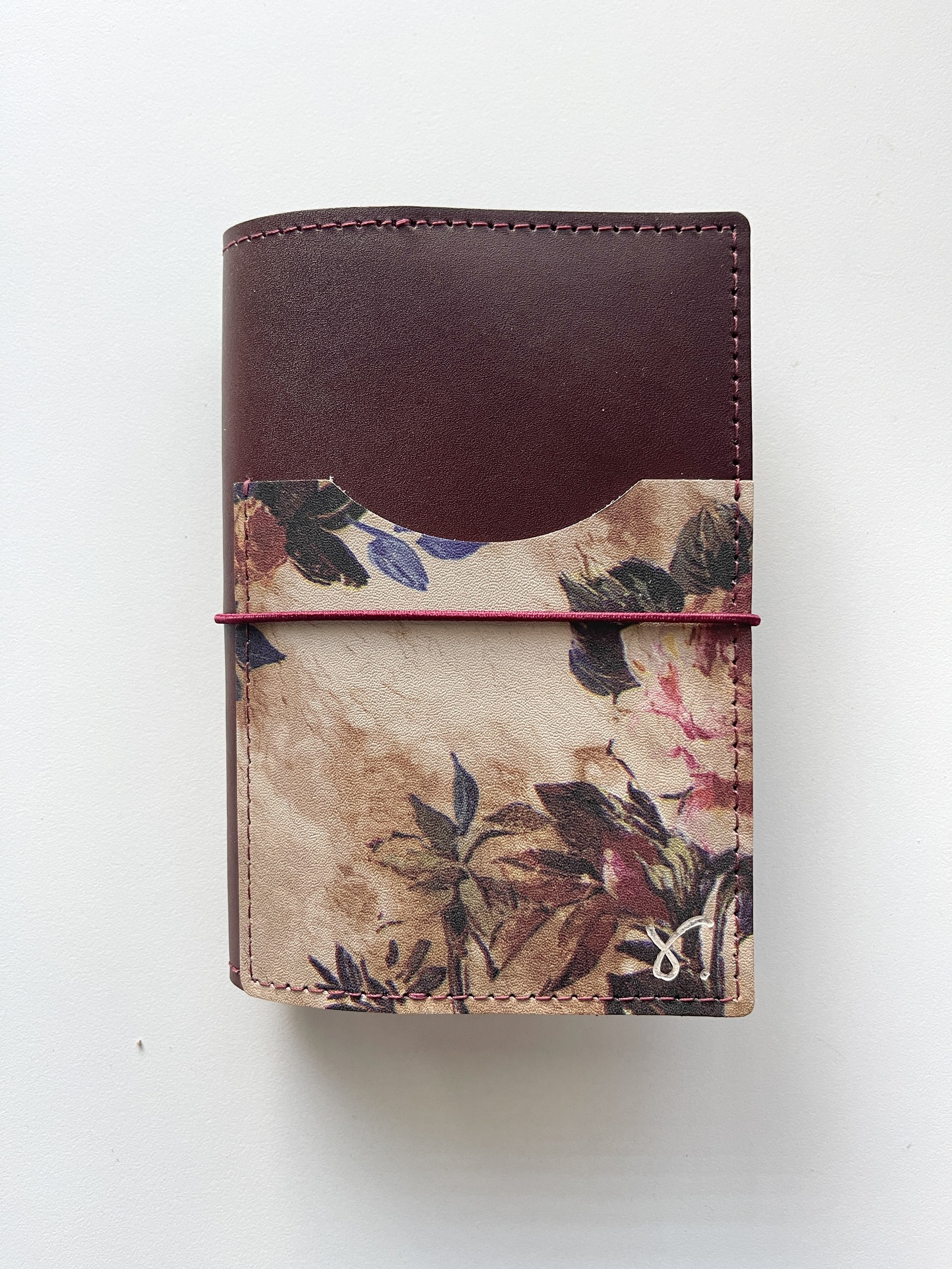 ELIZABETH SUB  (sturdy)