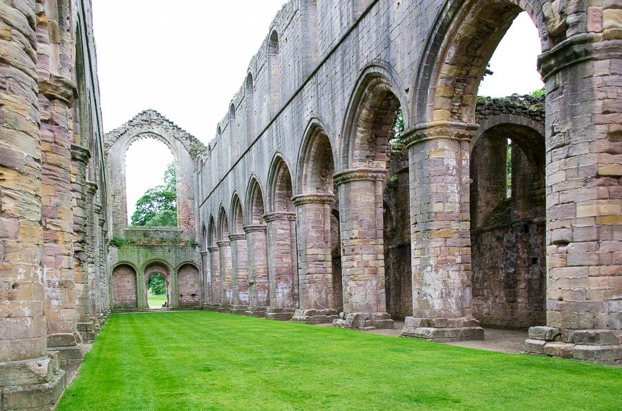 Fountains Abbey-7486.jpg