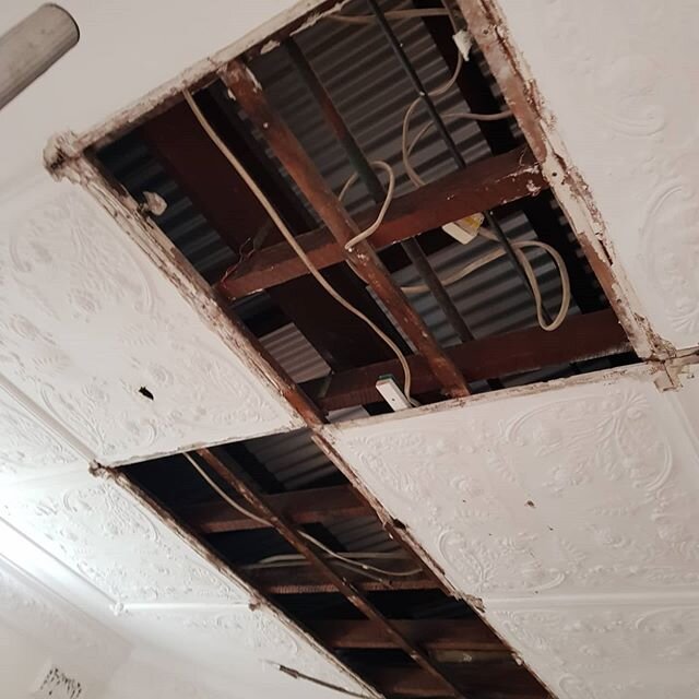 #Heritage #ceiling #decor #plaster #moulds #heritageceilings #plaster #restoration #buildingsyd #sydney #heritage #archilovers #architecture #history #interiordesign #savingsydney #sydney #decorative ceiling #lining