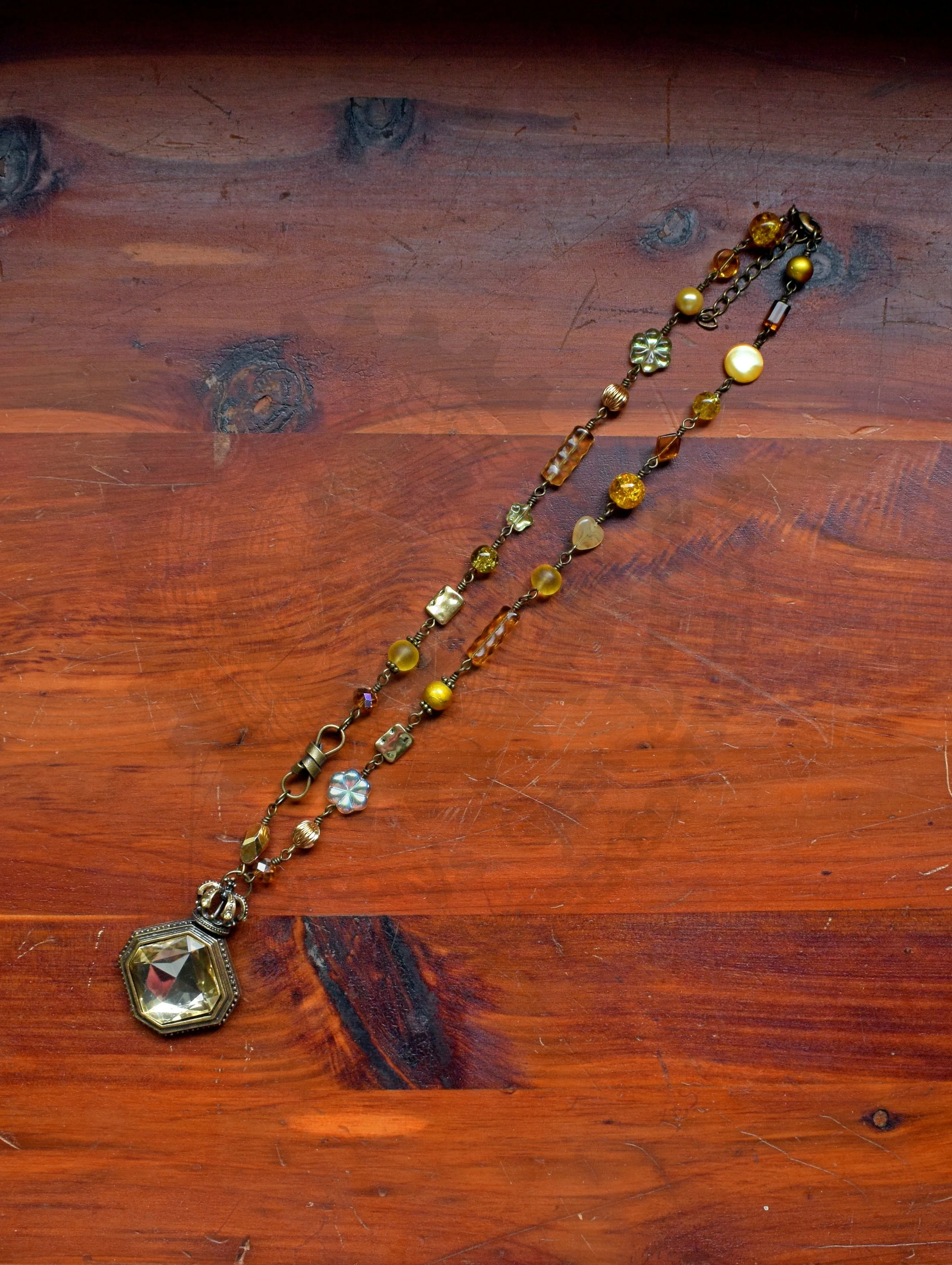 Golden Aristocrat Necklace