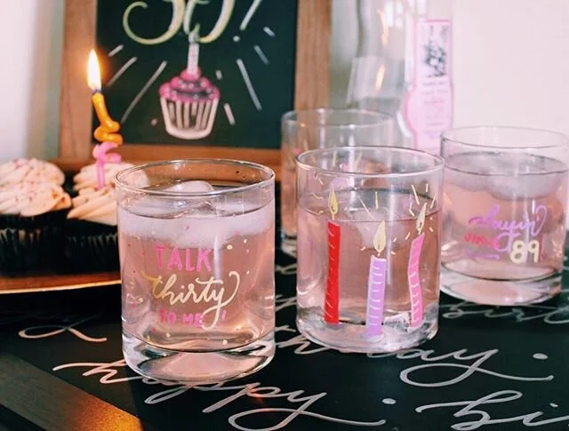 Fun photo shoot project with @versachalk ✨ I love the idea of decorating glasses with their chalk markers for birthdays and other celebrations! Cheers and happy June!
&bull;
&bull;
&bull;
&bull;
#creativecommunity #creativebusiness #chalkandco #jncha