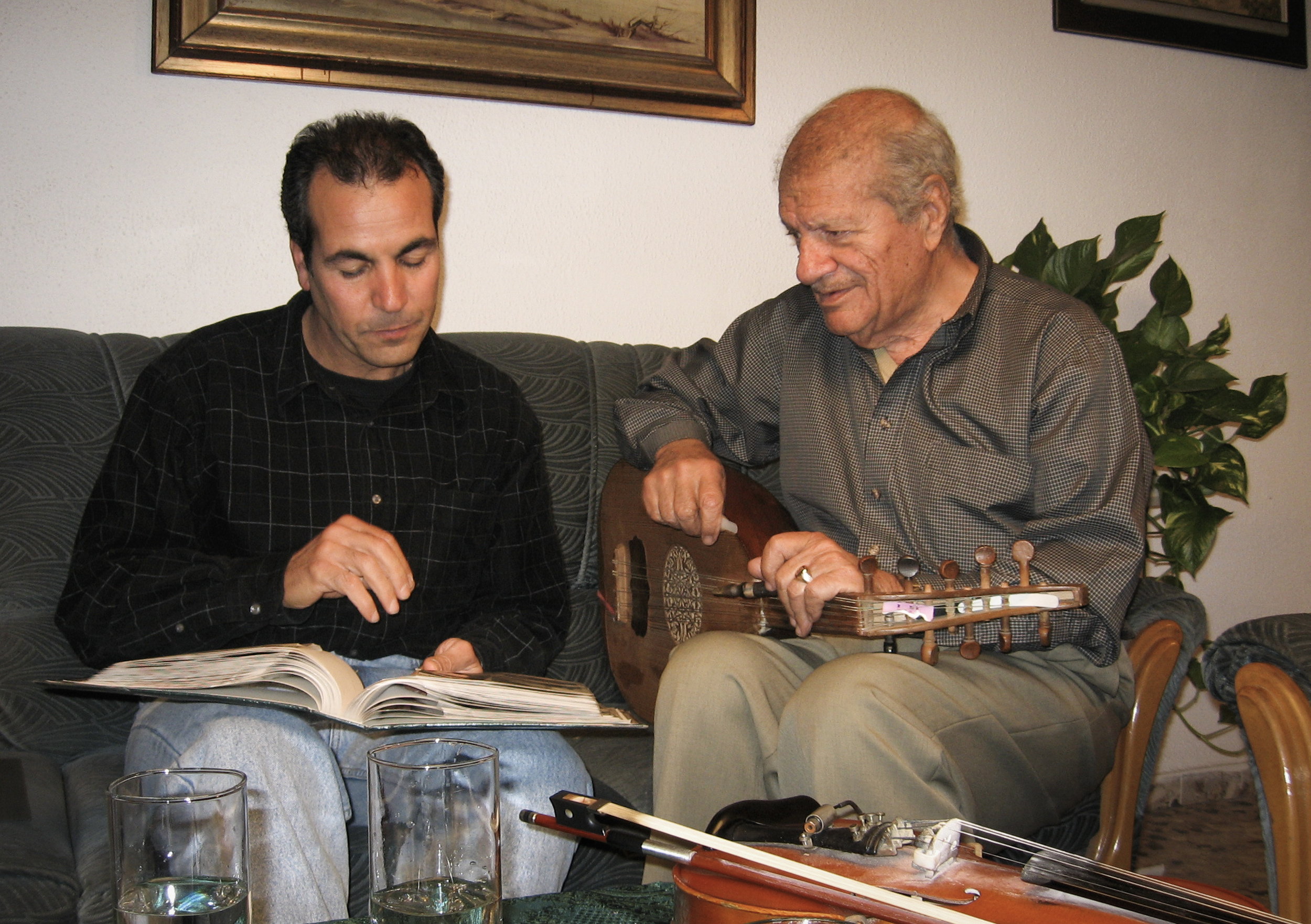 On The Banks Of The Tigris - Majid with oud player Elias Shasha