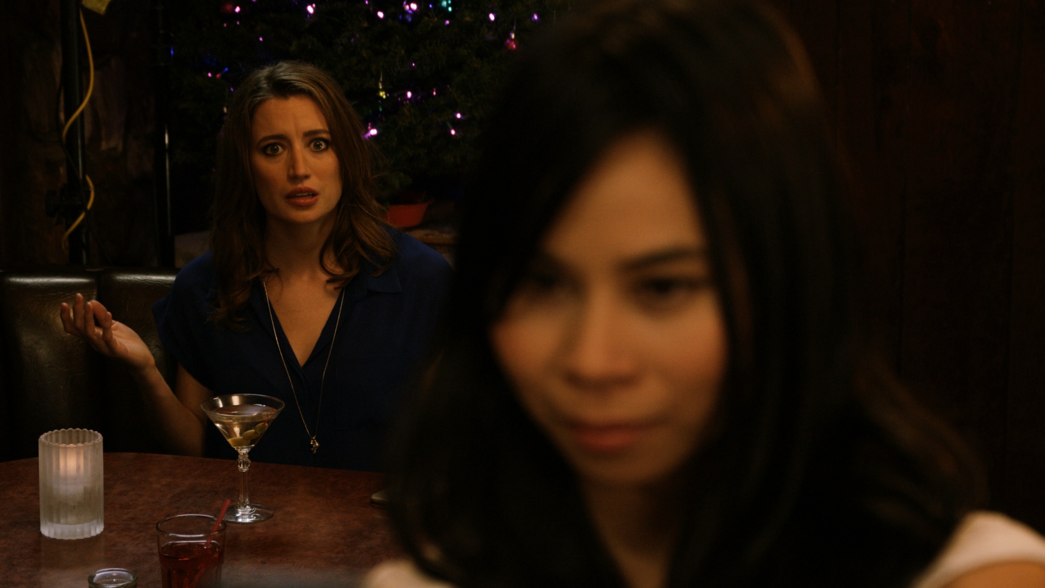 Deborah is left with a choice. Meet someone real offline or stay glued to her phone. What will she do?