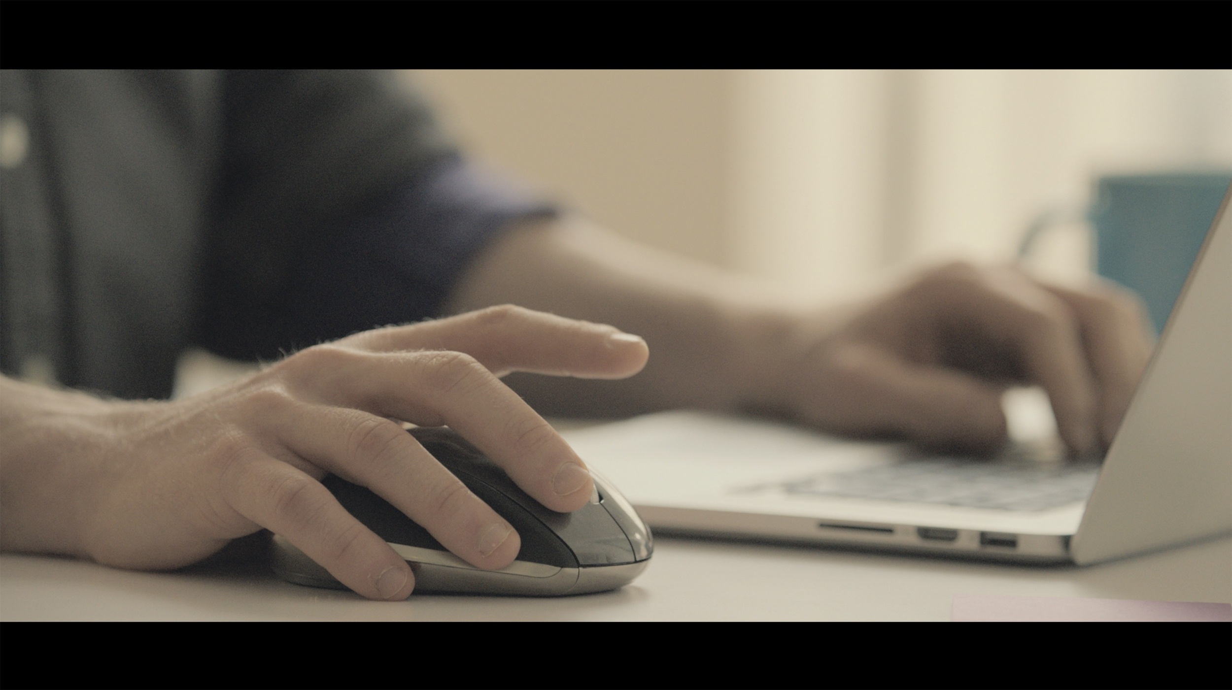 Opt Out - Trying to diffuse a bomb, one click at a time.