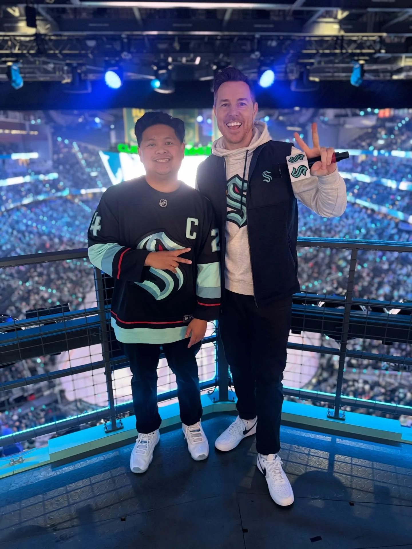 Last week I was given the opportunity to play some .wav files for a few thousand Kraken fans last Saturday.

The best part about the day was seeing my guy @strawberryradio ! We use to work at KUBE 933 radio station together for the Morning Show and i