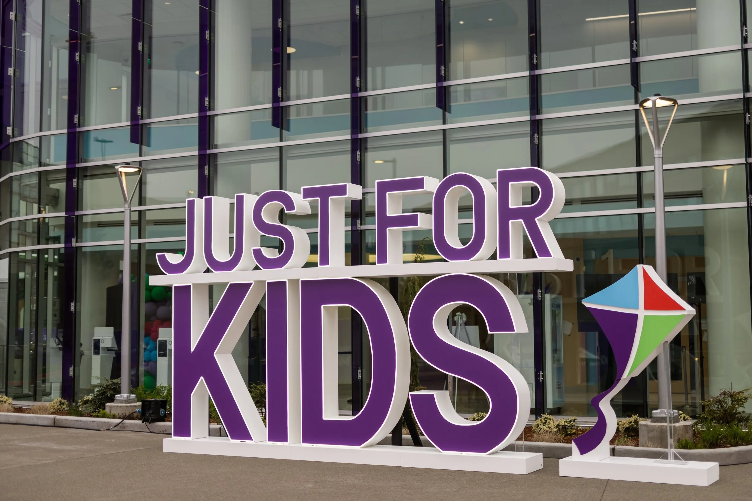 ROC luh da kids! 

I never would&rsquo;ve thought in all my years of DJing that I would get to DJ a Children&rsquo;s Hospital Grand Opening! I&rsquo;m beyond grateful to have been able to do have a feature and be able to do a routine and then later p
