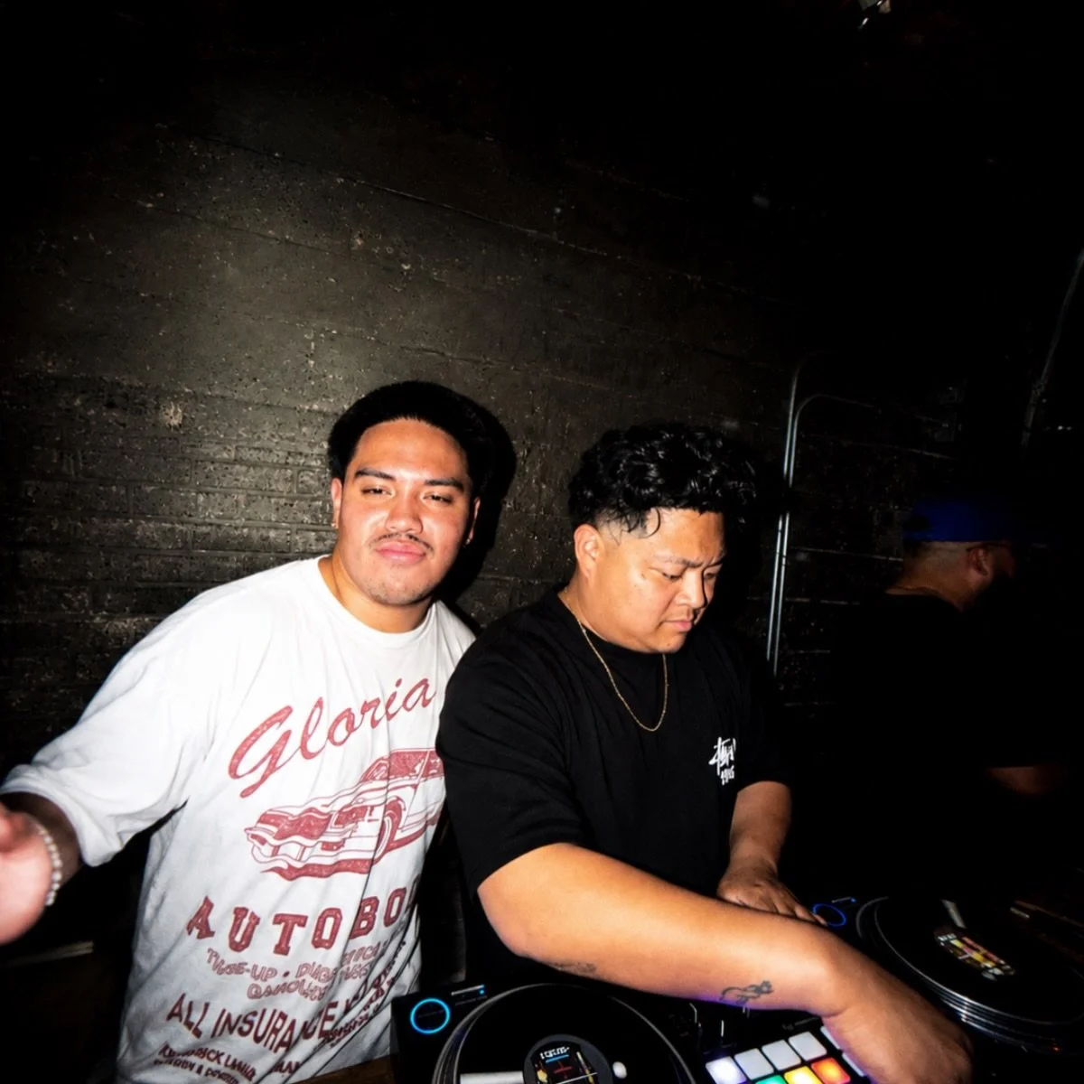 S T I L L  L I Q U O R 

YKTV

#seattlenightlife #dj #djrocryte #seattle