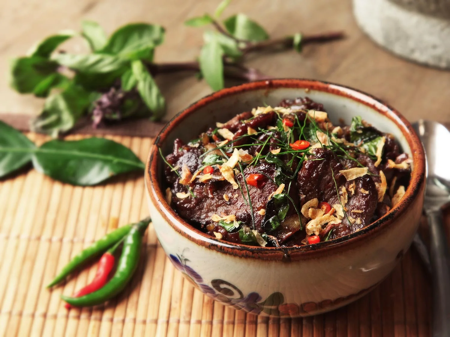 20160126-thai-beef-basil-37-kenji.jpg