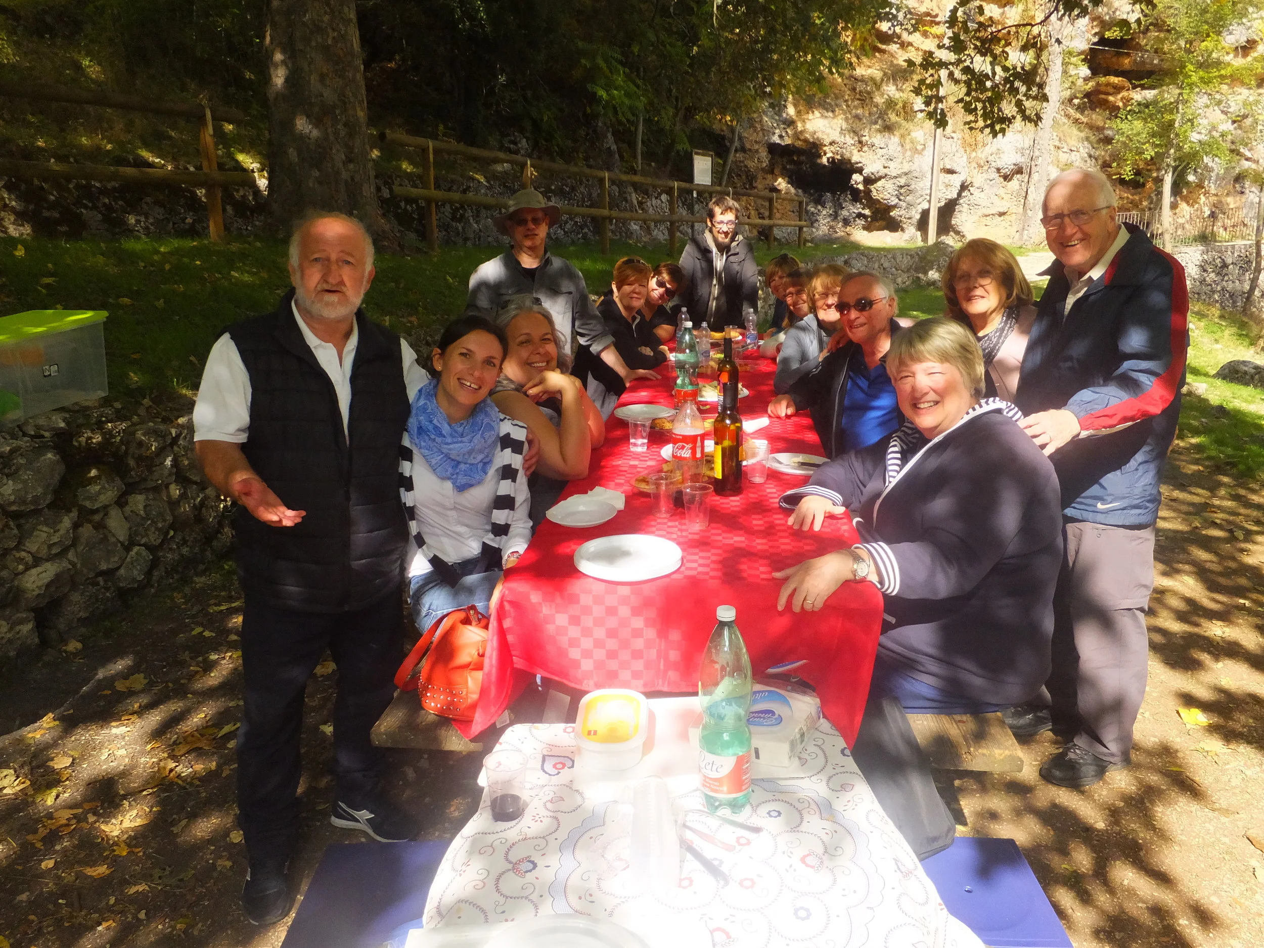 Abruzzo - Scanna Lake - pique nique 6.JPG
