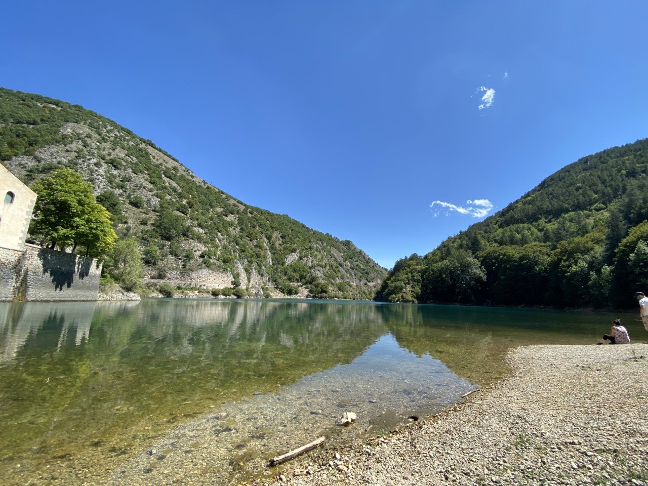 TherrienDanielleNorm09.jpg