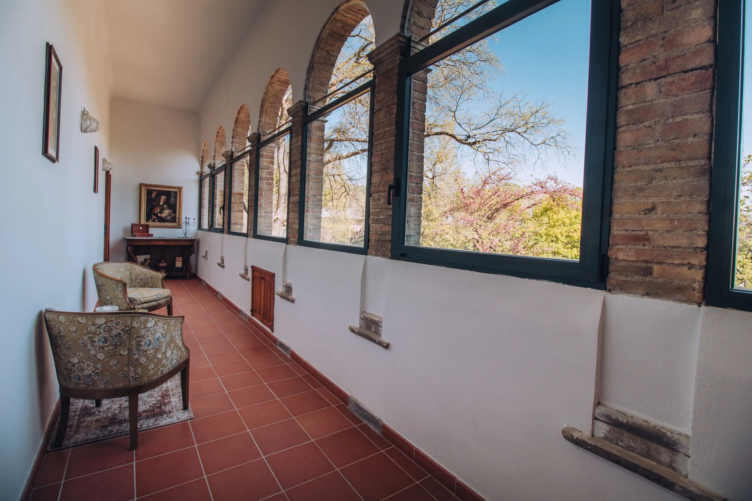 hallway-upper.jpg