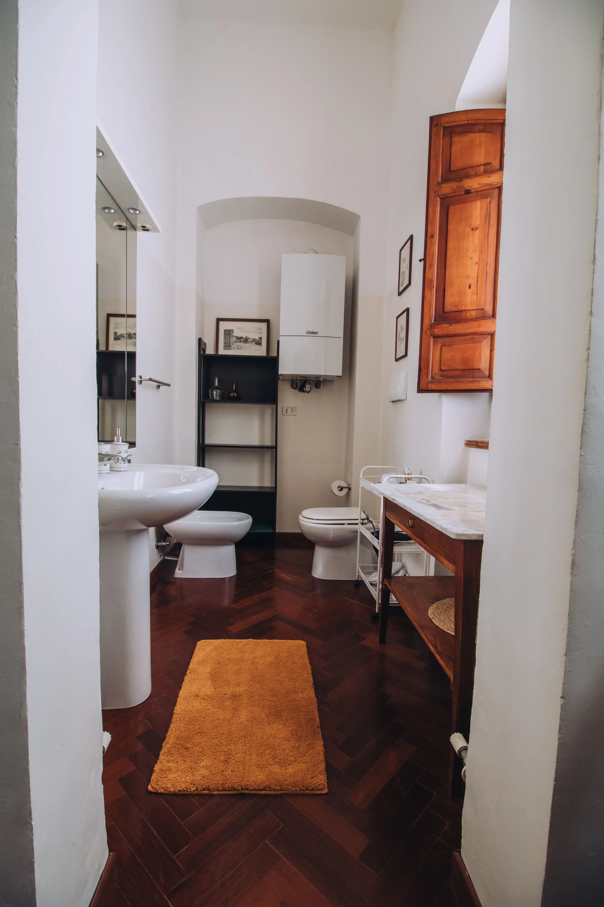 duke-bathroom1.jpg