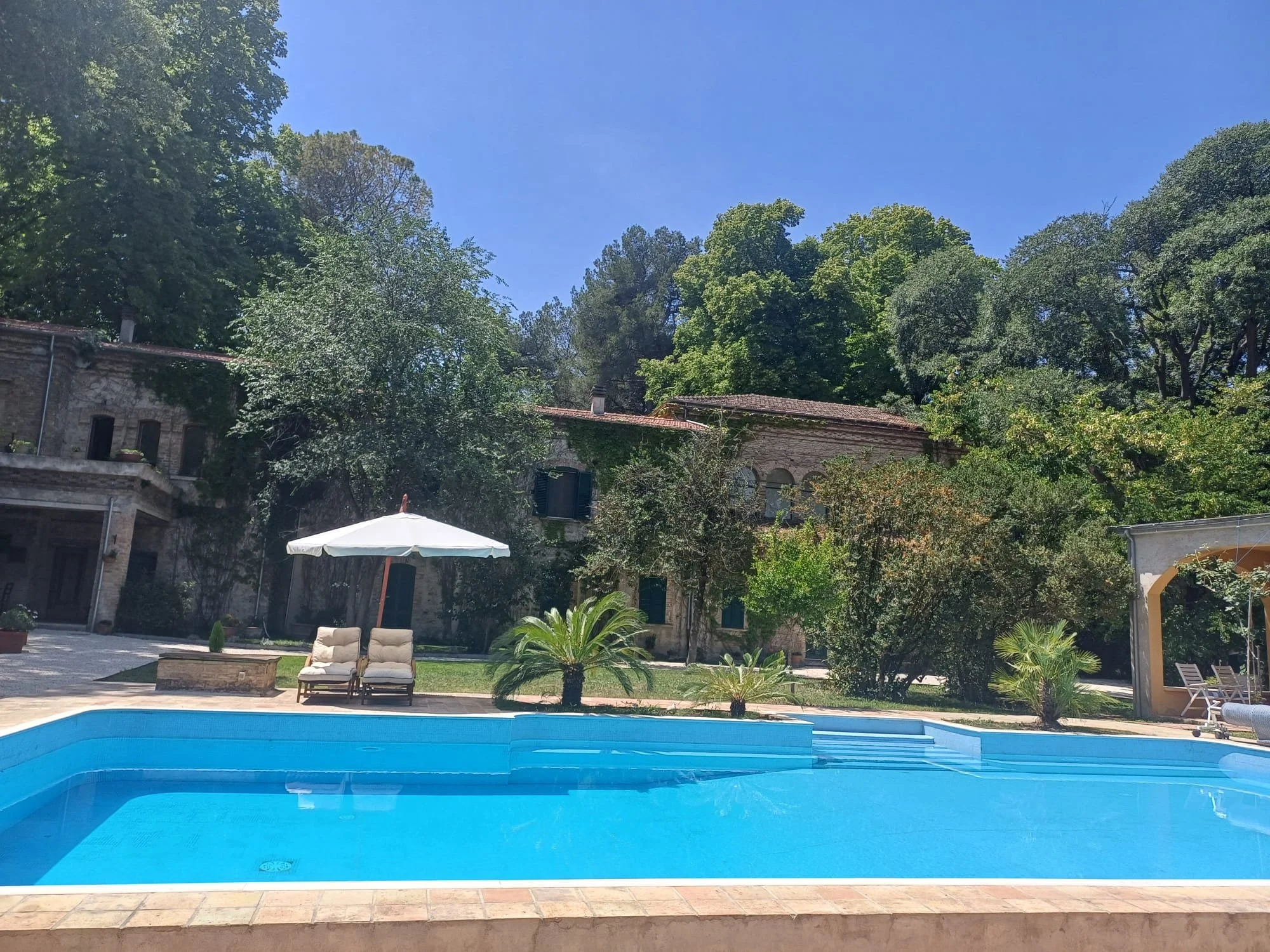 Day 1 - Arrive and Relax