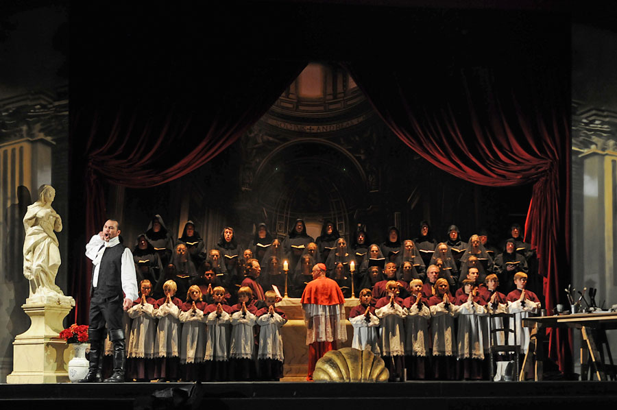 02 Tosca_HP1_10.jpg