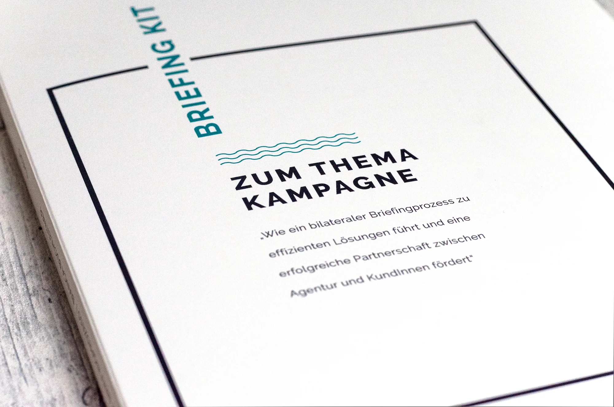BriefingKit_45.jpg