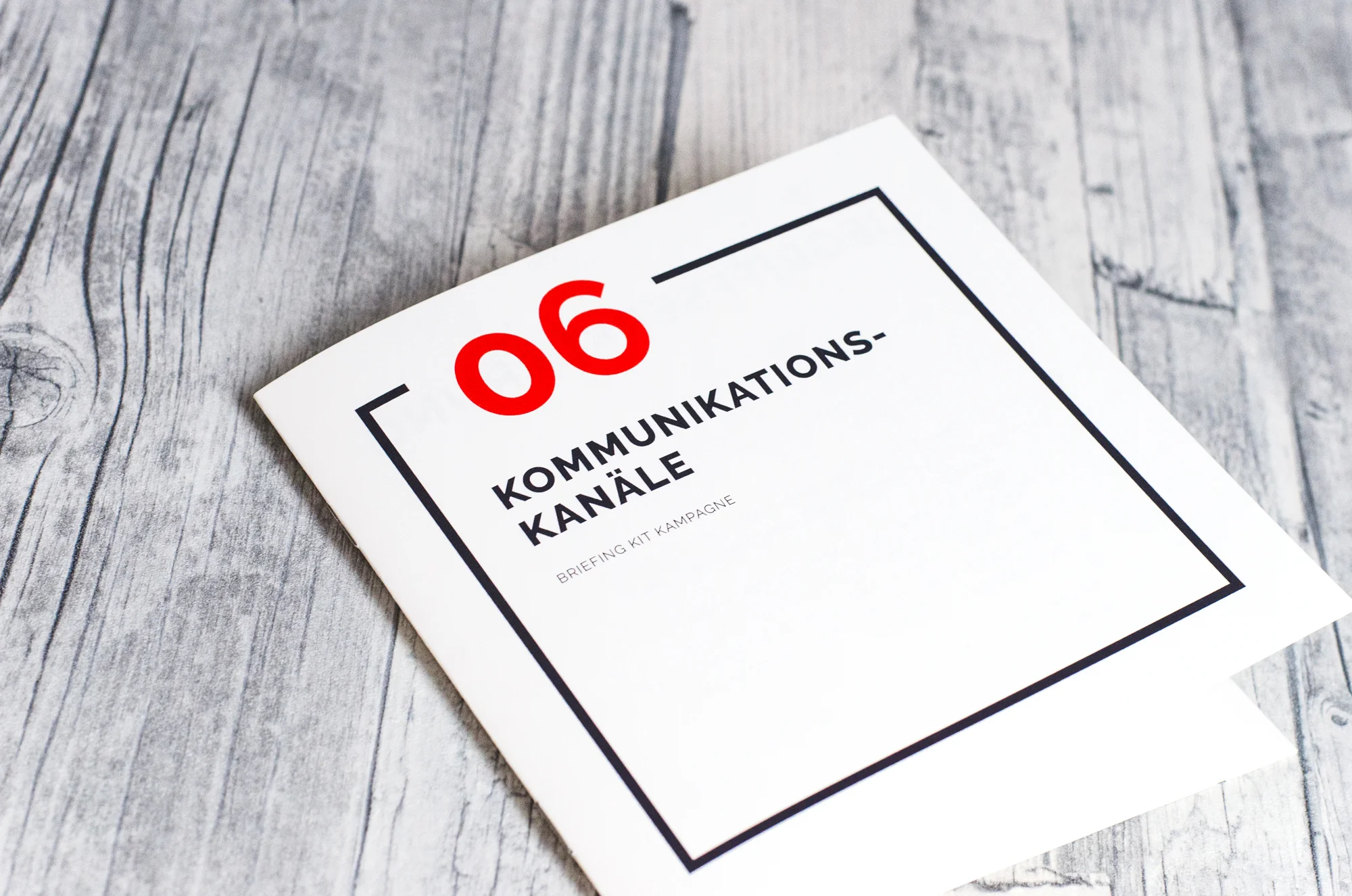 BriefingKit_18.jpg