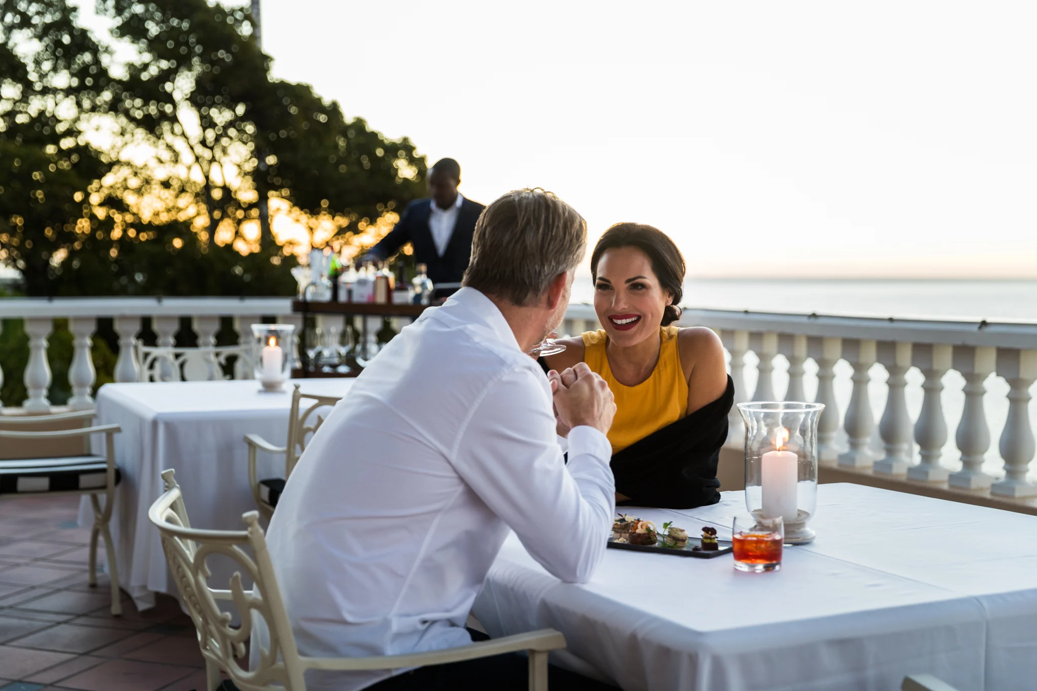 Sunset Drinks 2048px C86I2267.jpg