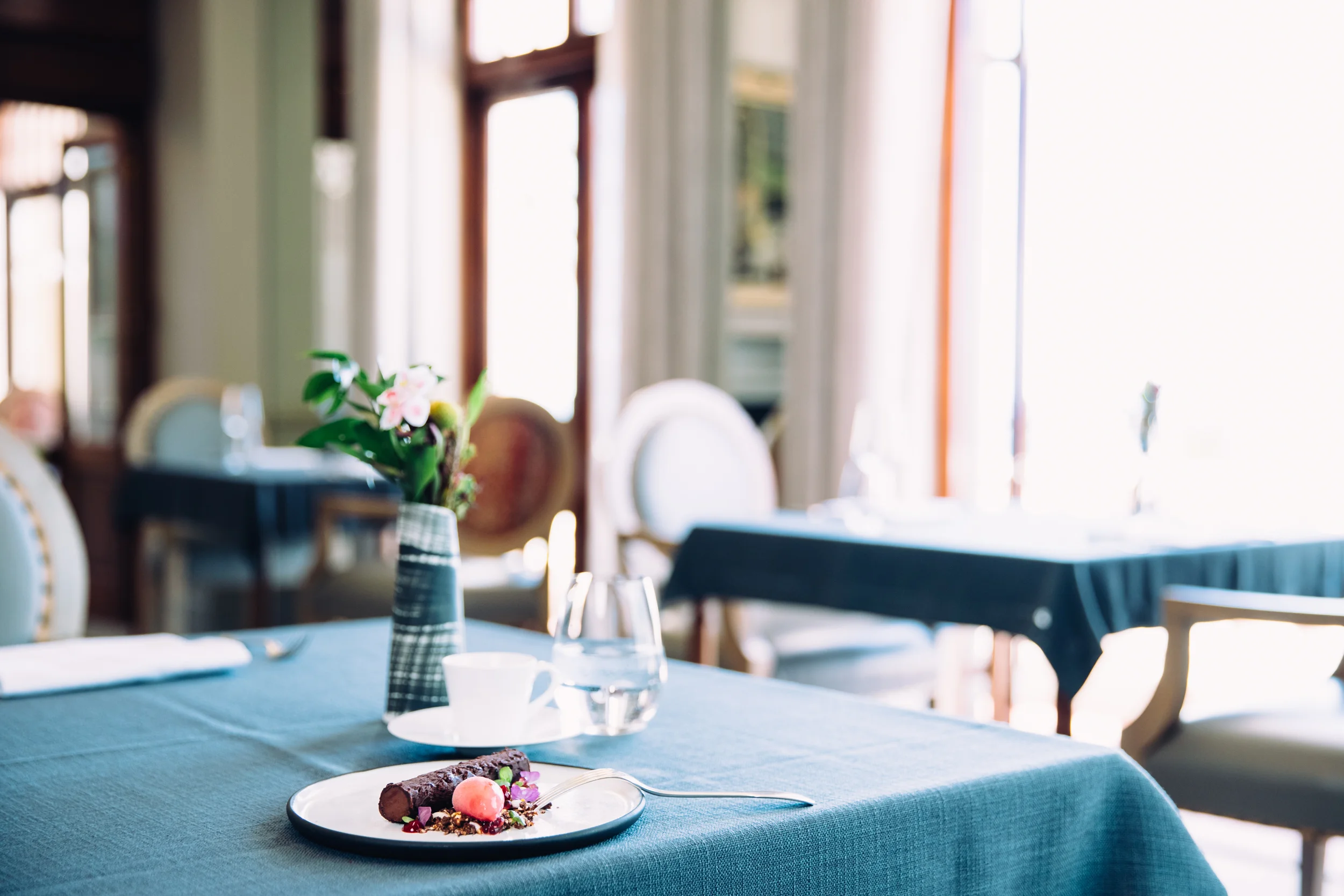 Ellerman House - Chocolate - 2500px-3.jpg