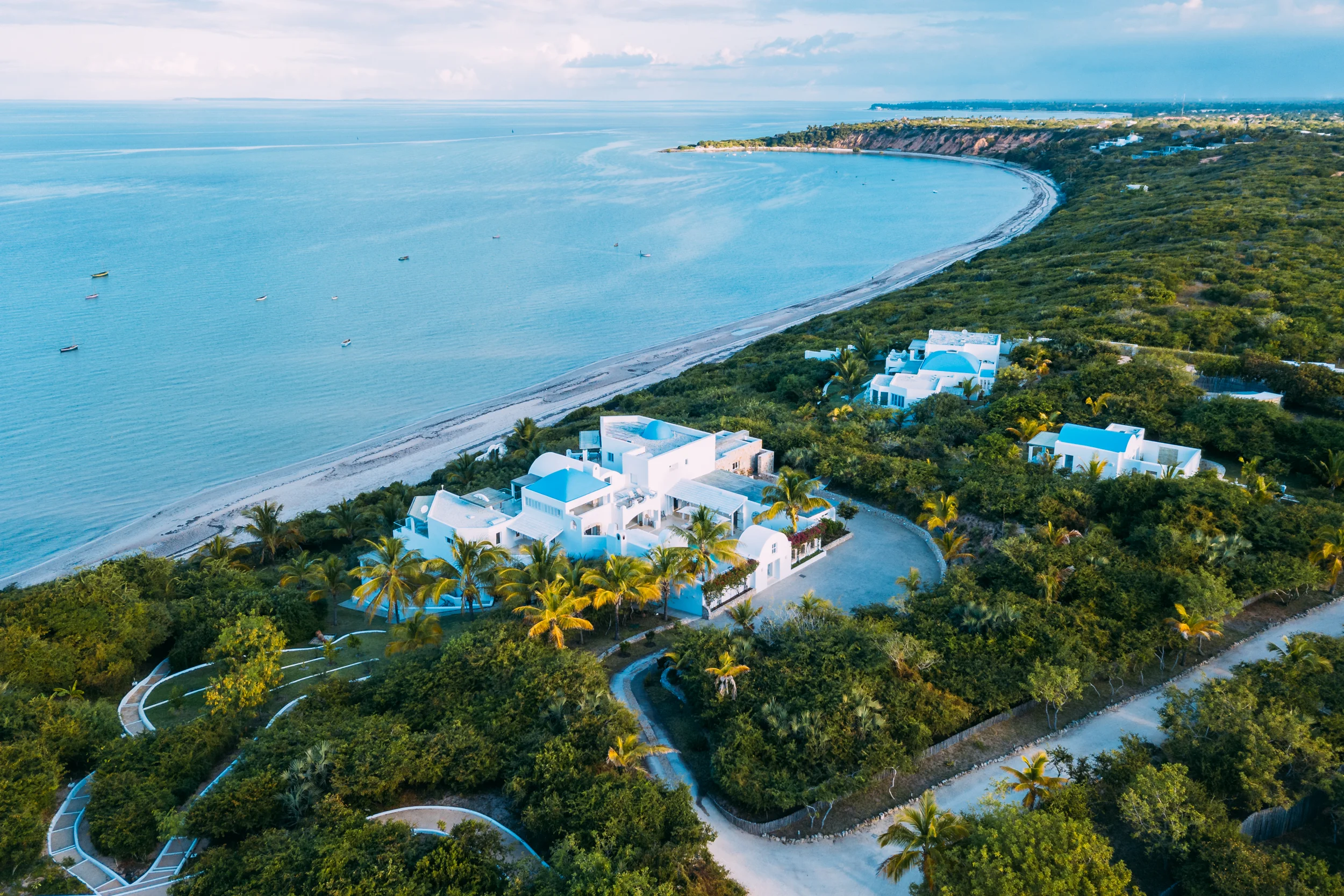 Santorini Mozambique - Aerial - 2500px-2.jpg