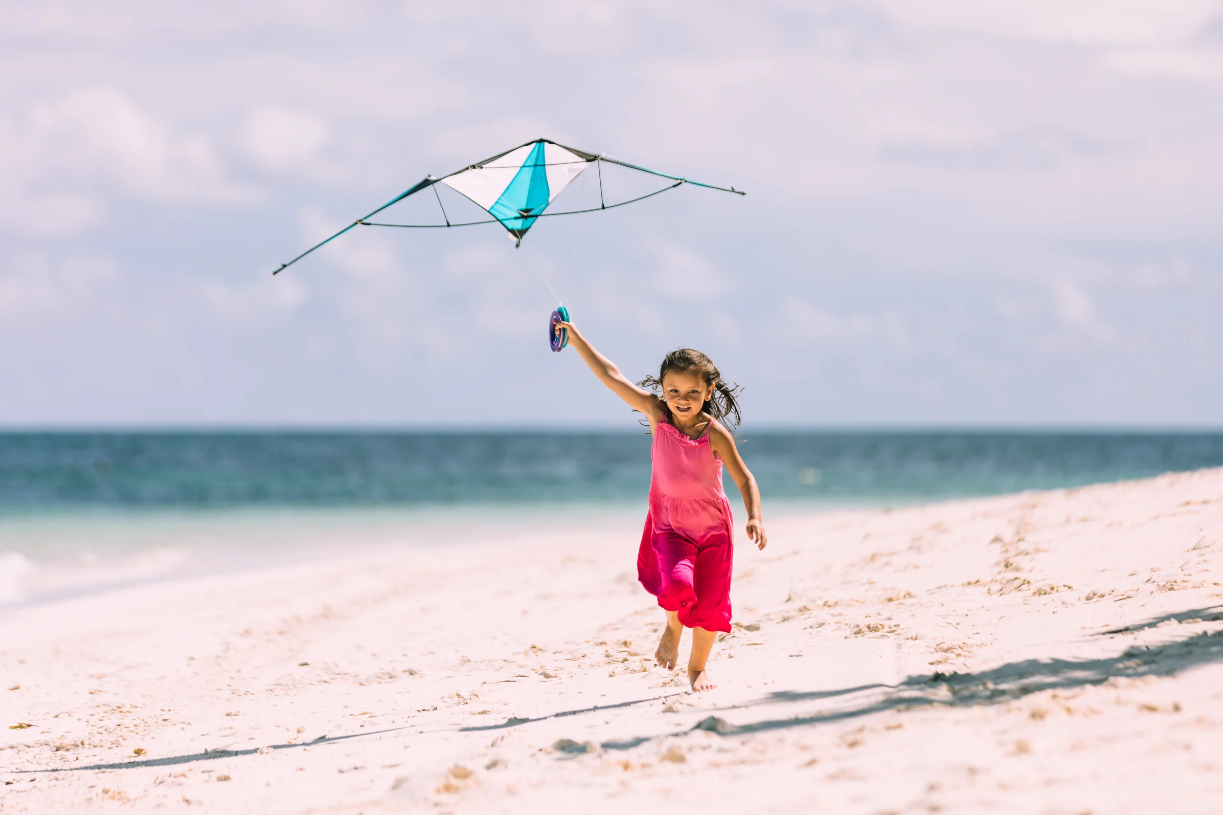 FS Desroches - Kite Flying - 2500px-2.jpg