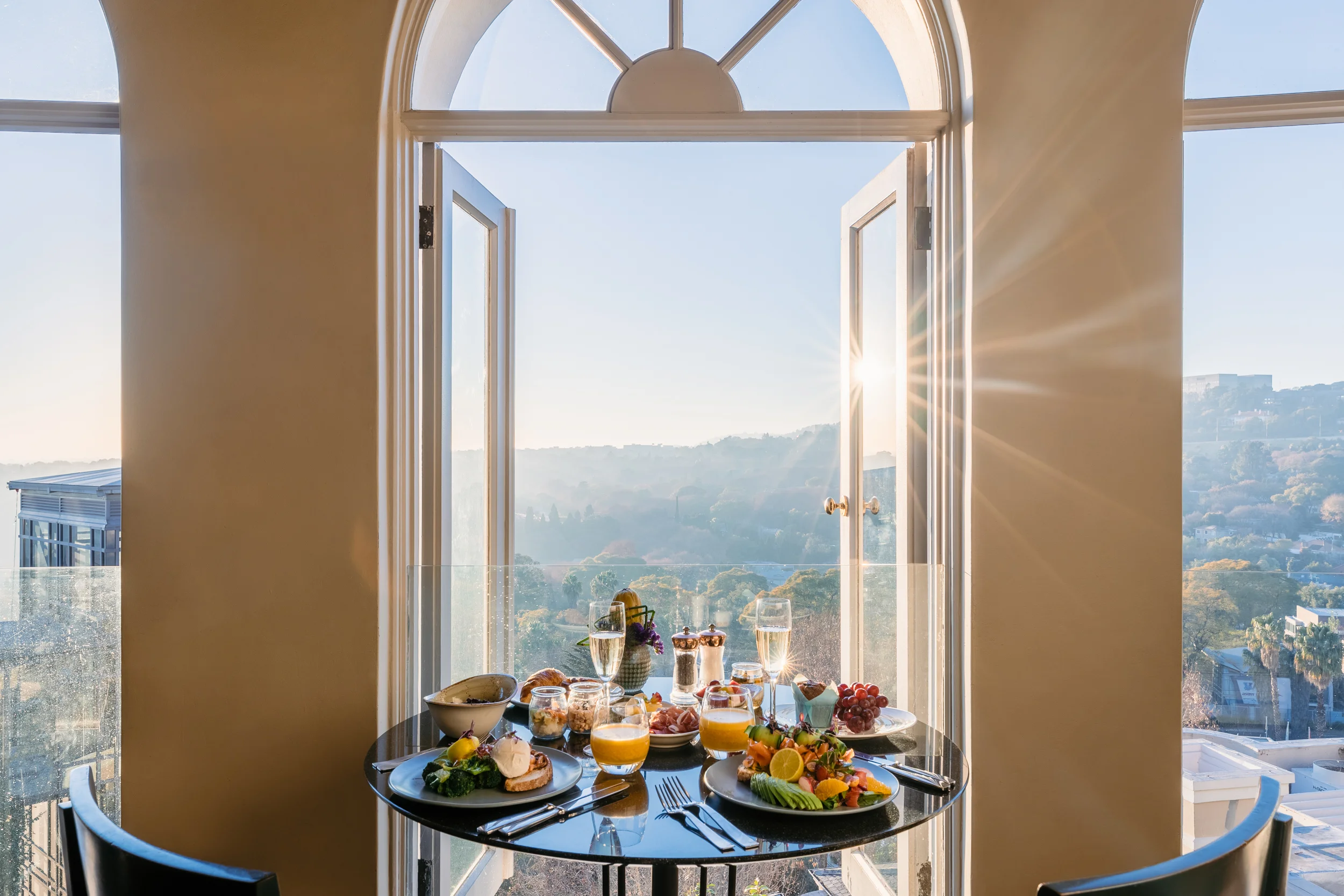 FS JHB - View Restaurant Brunch - 2500px.jpg