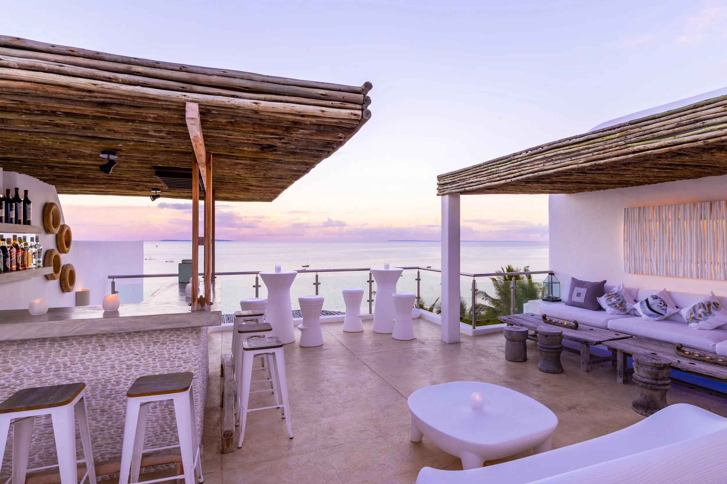 Santorini Mozambique - Sunset Bar - 2500px-7.jpg