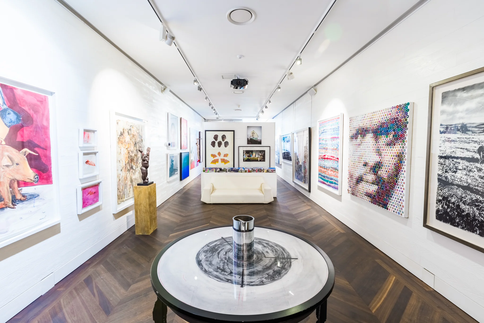 EH - Art - Art Gallery 002.jpg