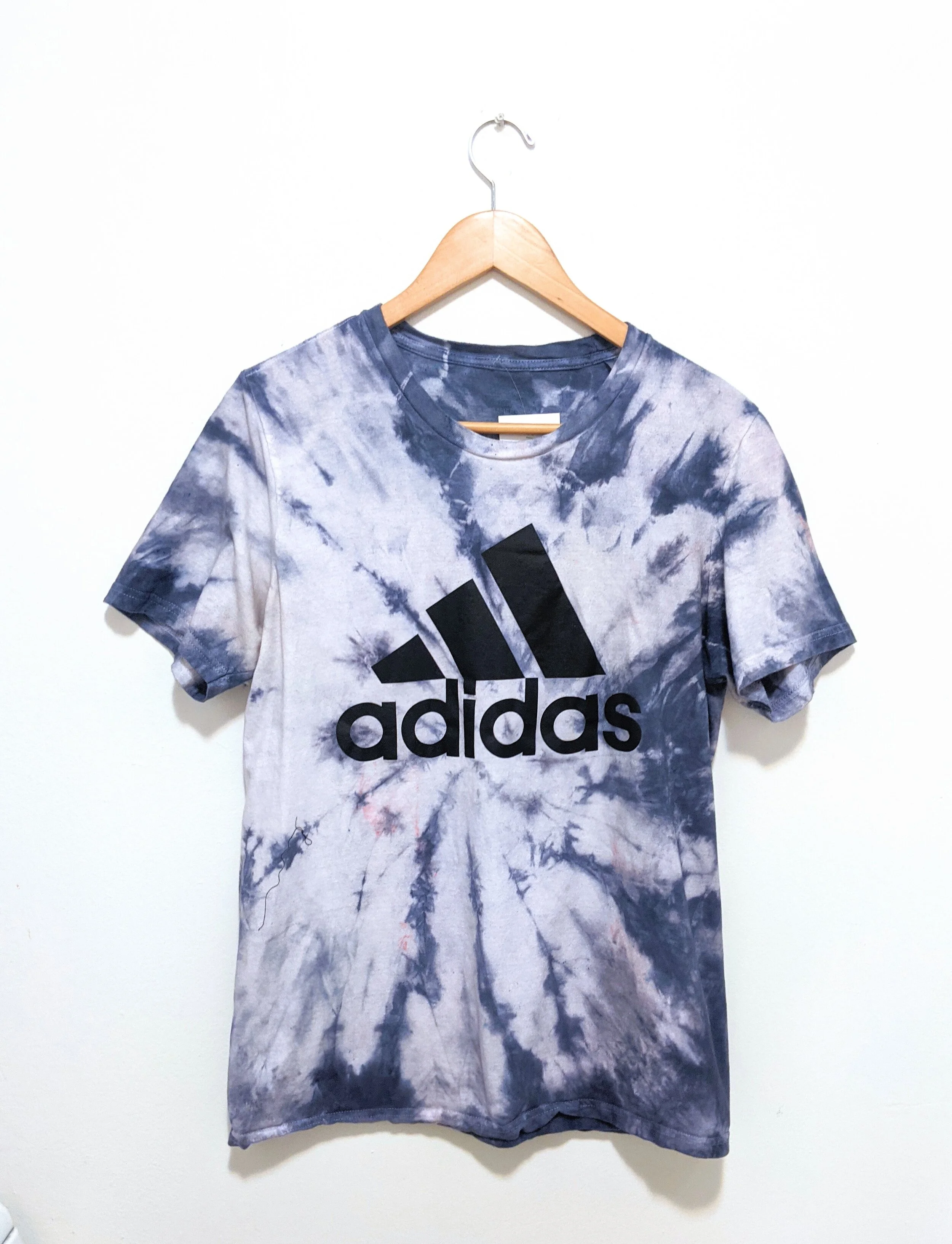 tie dye t shirt adidas