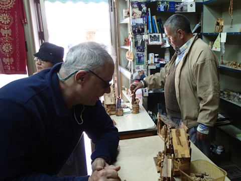 Keith contemplates a final purchase.