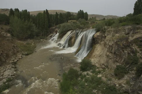 Falls of the Muradiye River.